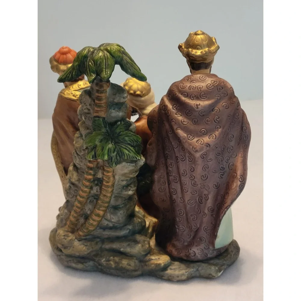 Avon Nativity Figurine Holiday Treasures Three Wise Men Porcelain Multicolor 6in